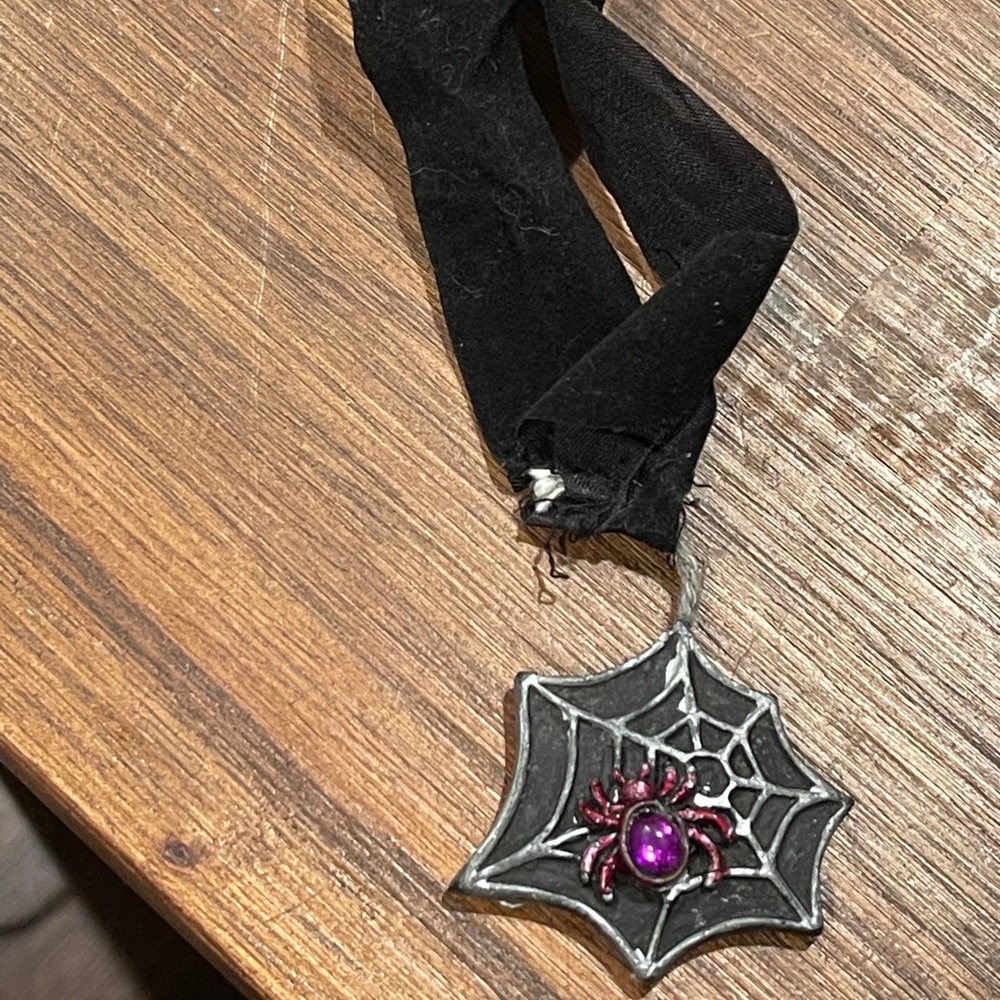 Red Spider w/ Purple Stone Necklace